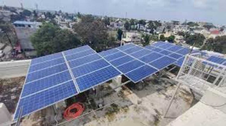सोलर प्लांट लगाकर करें बचत, सरकार दे रही है अब दोगुनी सब्सिडी