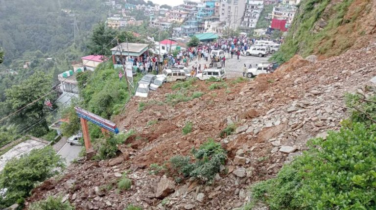 चंबा भूस्खलन हादसे में एक मासूम सहित तीन की मौत, शव बरामद…