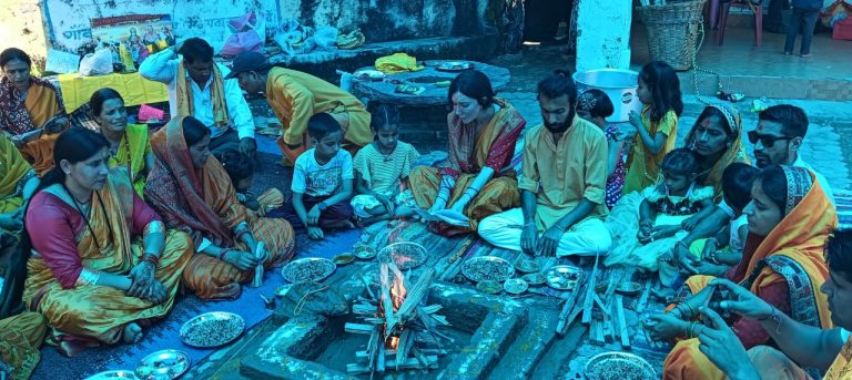 उत्तरकाशी : विश्व शांति एवं क्षेत्र की सुख समृद्धि एवं लोककल्याणार्थ सामूहिक ‌एक कुंडीय गायत्री यज्ञ का हुआ आयोजन