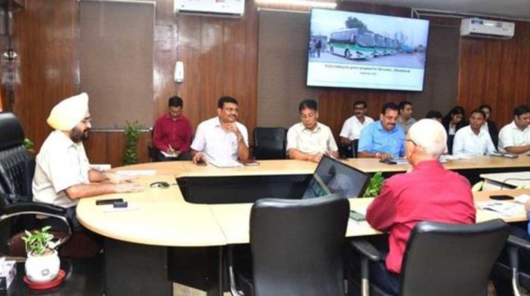 यातायात व्यवस्था को दुरुस्त करने के लिए सीएस ने दिए अधिकारियों को ये निर्देश…