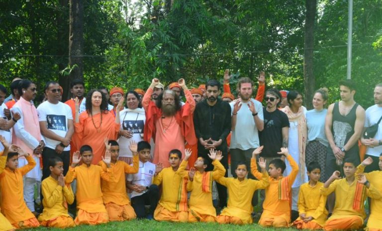 84 कुटिया हेरिटेज वॉक रहा ‘द बिटल्स एंड द गंगा फेस्टिवल-2023’ कार्यक्रम का मुख्य आकर्षण