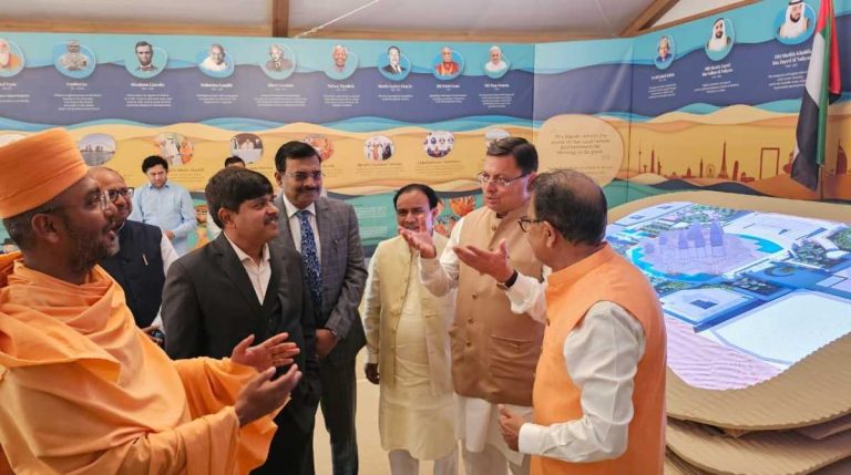 मध्य पूर्व देशों में यहां बन रहा पहला पारंपरिक हिंदू मंदिर, सीएम धामी ने भी रखी ईंटे…
