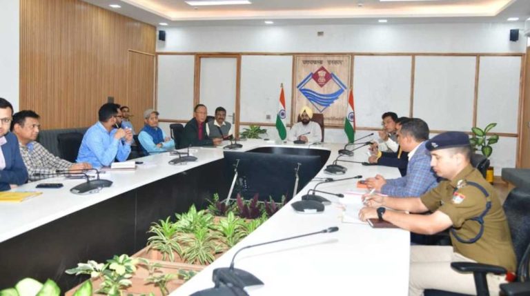 वायु प्रदूषण पर अब लगाम लगाने के लिए एक्शन में प्रशासन, इन वाहनों पर लग सकती है रोक…