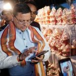 मिट्टी के दीये खरीदने की सीएम धामी ने की अपील…
