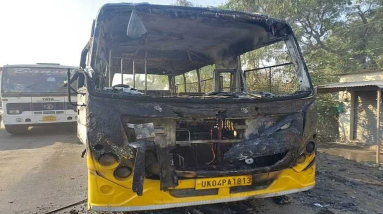 नैनीताल में एक स्कूल बस में लगी भीषण आग, इतने बच्चे थे सवार…