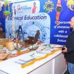 ग्लोबल इन्वेस्टर्स समिट” के एग्जीबिशन एरिया में उमड़े लोग…