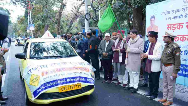 सड़क सुरक्षा कैलेण्डर और सड़क सुरक्षा पर आधारित डाटा बुक का मुख्यमंत्री ने किया विमोचन…
