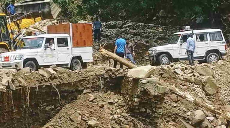 डिजास्टर: पौड़ी मे जिला आपदा प्रबंधन अलर्ट,दुरस्तीकरण कार्य शुरू…
