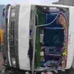 दुःखद: उत्तरकाशी जा रही बस पलटी, दर्जन यात्री घायल…