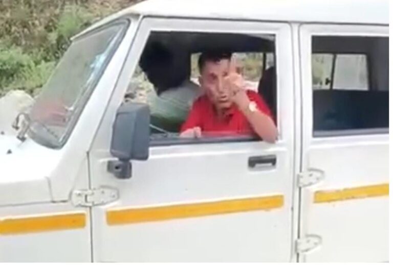 पौड़ी: नशे मे शिक्षक टुन, विद्यालय मे शिक्षा सुन्न…