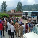 कहर: उत्तराखंड में तेज रफ्तार का कहर, रोडवेज बस ने कर्मी को रौंदा…