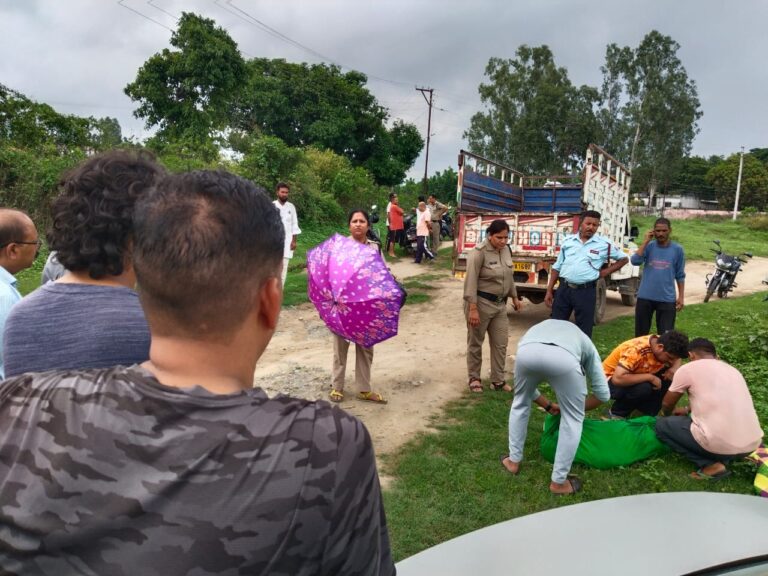 Breaking: घर से टहलने निकली वृद्धा को हाथी ने उतारा मौत के घाट…