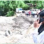 बादल फटने से एक परिवार के तीन लोग मलबे की चपेट में आए, सीएम धामी ले रहे हालातों का जायजा…