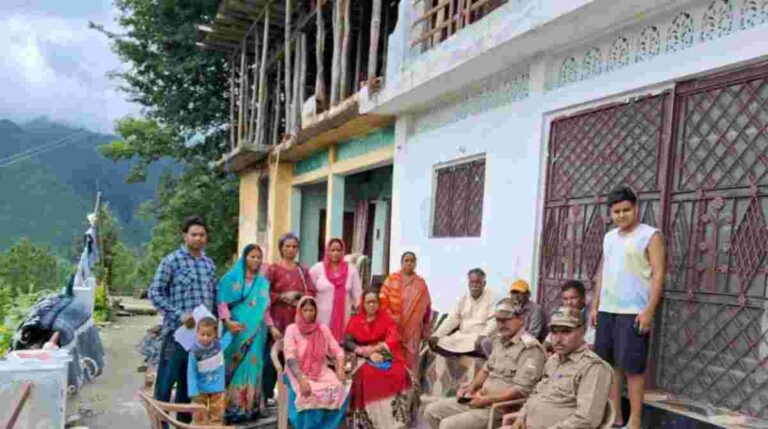 दहशत: जखोली ब्लॉक मे गुलदार की दहशत, घास लेने गई महिला पर हमला…