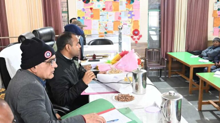 टिहरी गढ़वाल: बोर्ड परीक्षाओं की तैयारियां पूरी, जिले में बनाए गए 135 परीक्षा केंद्र…