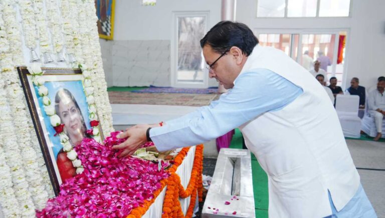 मुख्यमंत्री ने कुंभ 2027 के भव्य एवं सफल आयोजन  लिए सभी साधु संतों  आह्वान किया