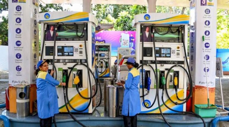 उपभोक्ता की जेब पर लगेगा झटका, पेट्रोल-डीजल के दाम बढ़ने के बाद जानें नया रेट