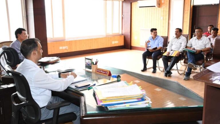 बागेश्वर: डीएम आशीष भटगांई  की अध्यक्षता में जिला सभागार में जिला गंगा समिति की बैठक आयोजित की गई