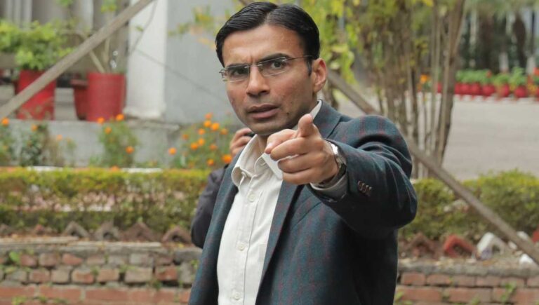 प्रशासन के हाथ जब पंहुचे शिक्षा माफियाओं के कालर तक, तब सुधरने लगा विद्यालयों का फीस स्ट्रक्चर