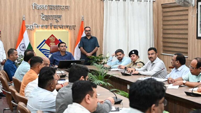 राष्ट्रपति श्रीमती द्रोपदी मुर्मु के प्रस्तावित भ्रमण कार्यक्रम की तैयारियों को लेकर हुई बैठक