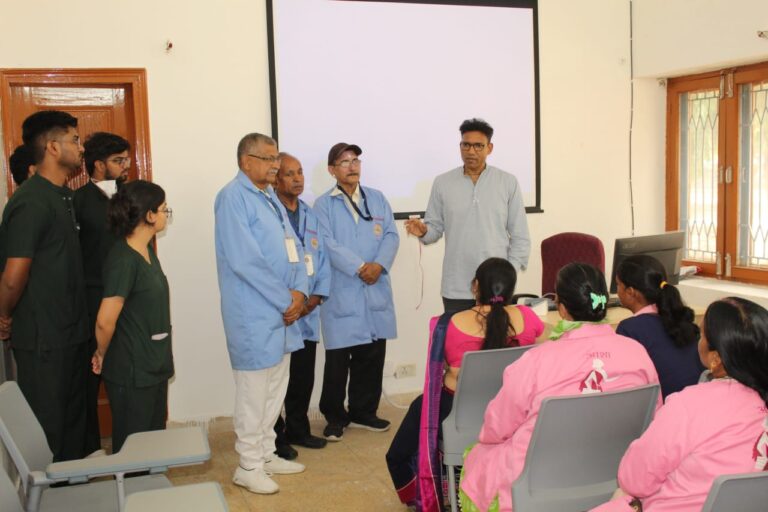 एम्स में आउटरीच सेल का बीएलएस ,वर्क प्लेस फ़ास्ट एड और होम हेल्थ एड दक्षता कार्यक्रम