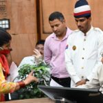 डीएम का जन दर्शन हिट; एक ही छत के नीचे न्याय, शिक्षा, रोजगार, नाफरमानी पर सख्त एक्शन