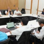 मुख्य सचिव आनन्द बर्द्धन ने बाकी बचे 36 विभागों की समीक्षा