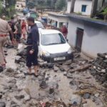 चमोली जिले के थराली इलाके में बीती रात बादल फटने से भयंकर तबाही