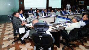 मुख्यमंत्री ने अवसंरचनात्मक परियोजनाओं की समीक्षा की…