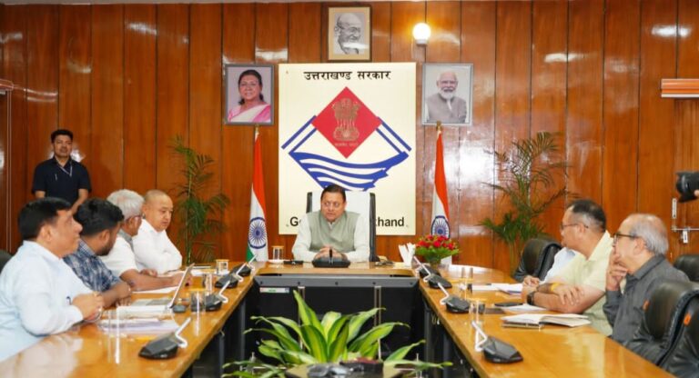 बद्रीनाथ को ‘स्पिरिचुअल स्मार्ट हिल टाउन’ के रूप में विकसित करने की तैयारी, सीएम धामी ने दिए निर्देश…