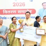 मेधावी विद्यार्थी उत्तराखंड के उज्ज्वल भविष्य के आधार स्तंभ : धामी